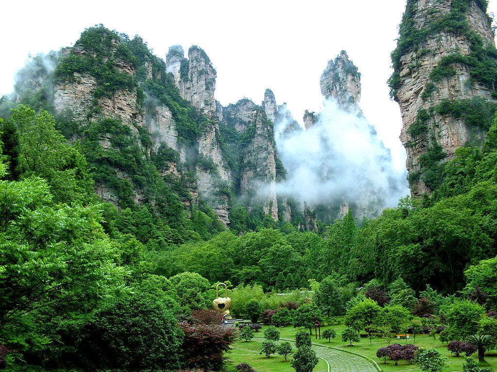 Zhangjiajie National Forest Park: A Land of Natural Wonders and Cultural Inspiration